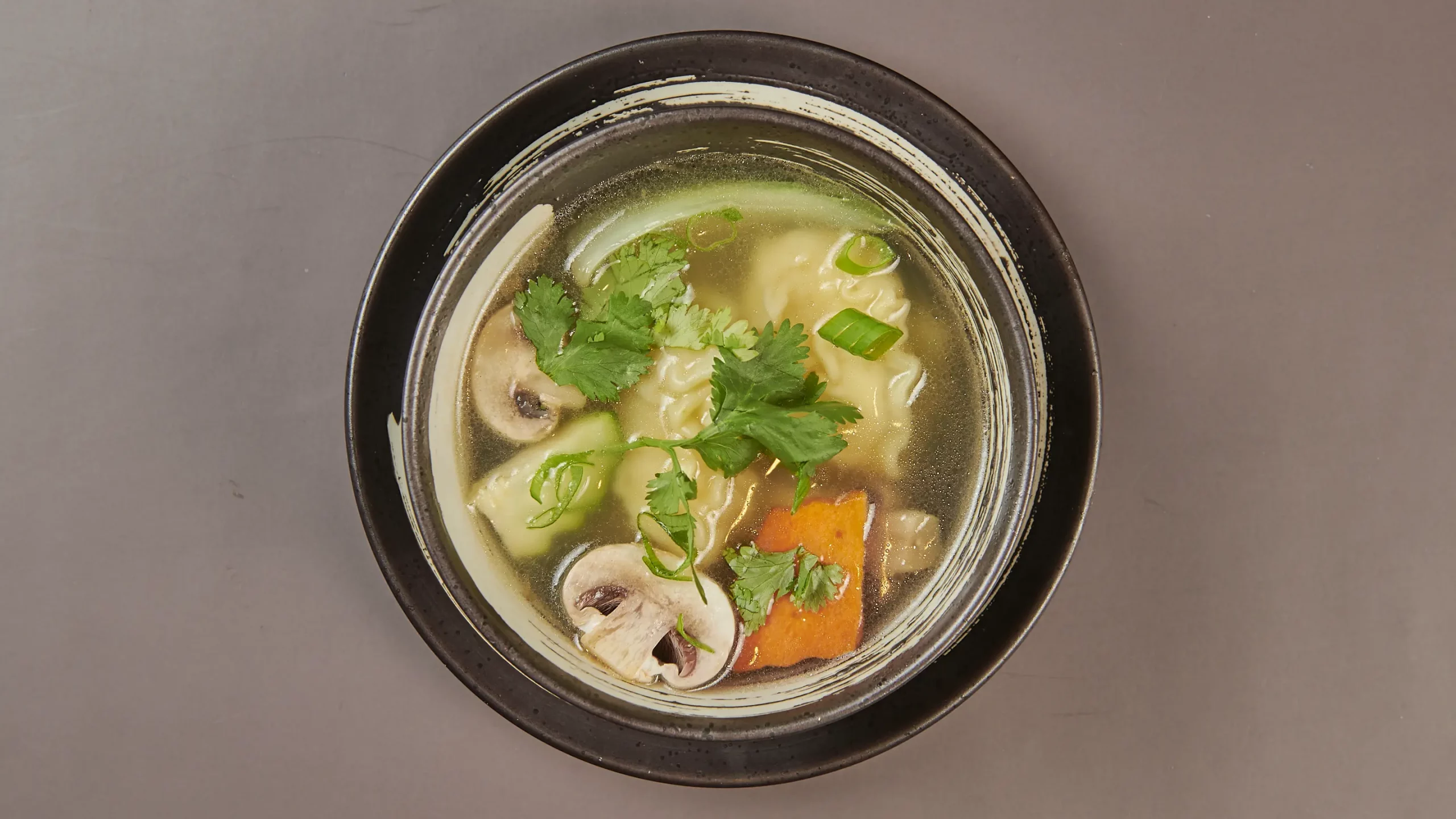 03. Wantan Suppe