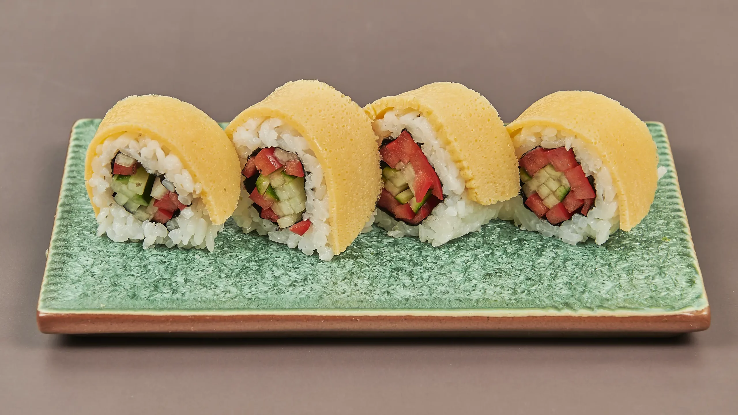 80. Avo Moto Roll