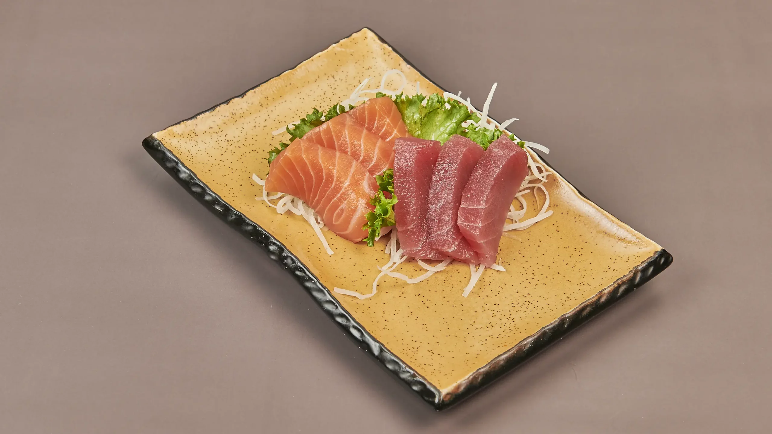92. Maguro vs Sake